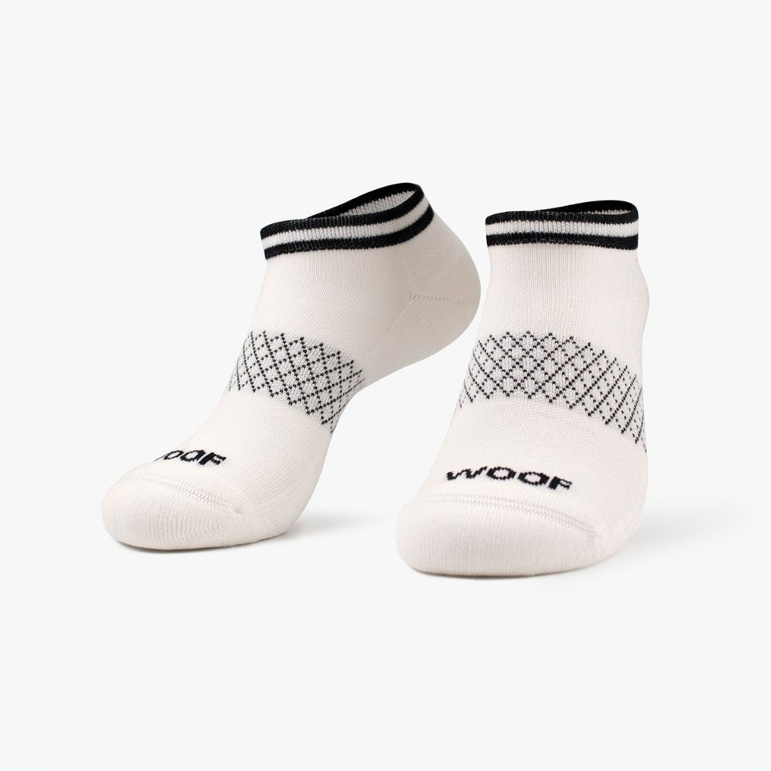[Double Black Stripes on White]