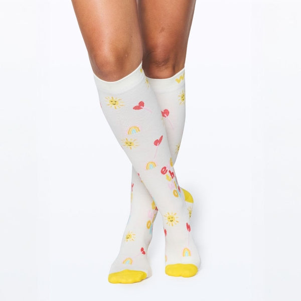 //kw.drwoofapparel.com/cdn/shopifycloud/storefront/assets/no-image-2048-a2addb12_grande.gif